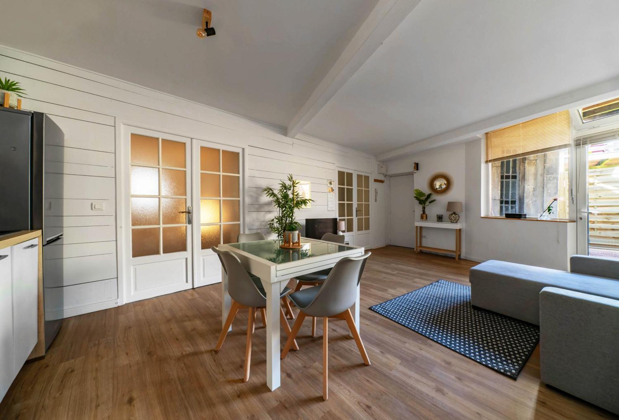 Le Celestin - Appartement 2 Chambres Avec Jardin En Centre Ville فيشي المظهر الخارجي الصورة